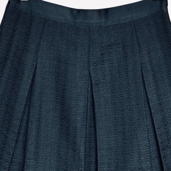 Mario Serrani Heavy Pleated Cotton Black Textured Skirt Size 2 - Picture 2 of 5